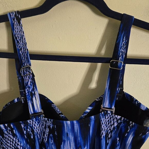 Mazu Swim Shirred One Piece Skater Swim Dress Blue Black Snake Print Size 8 - Picture 9 of 12